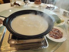 -顺峰海鲜酒楼(省府店)