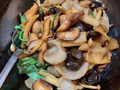 砂锅菌香煲-禧和源养生素食茶馆