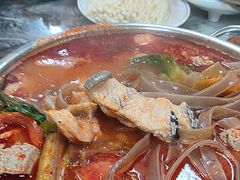 -雷山鱼酱酸汤鱼·酸汤牛肉(花果园T1区店)