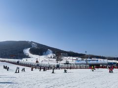-中旅松花湖滑雪场