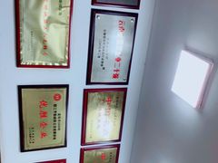-建新园过桥米线(宝善街店)