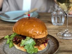 手撕猪肉汉堡-RAC BAR(安福路店)