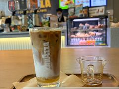 -LAVAZZA拉瓦萨咖啡(中航城君尚购物中心店)