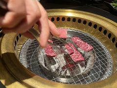 -山川小町·极番烧肉(新地假日广场店)
