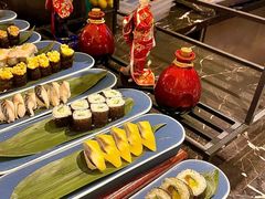 -广州万富希尔顿酒店·感趣自助餐厅·金秋蟹宴生蚝海鲜刺身烧烤