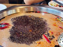 -九尺赵老四鲜鹅肠火锅