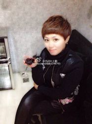 -构想时尚发型会所