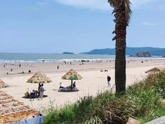 -嵊泗基湖沙滩
