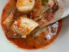 -Chom Cafe and Restaurant