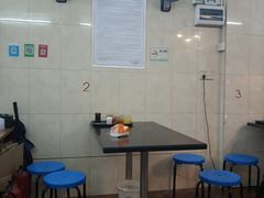 -丫丫桂林米粉(学府店)