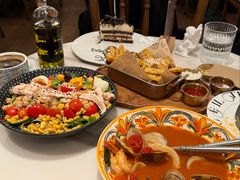 彩虹色拉-IL TEATRO 精品意大利餐厅