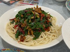 -汗腾格里·风味餐厅(新疆驻京办店)