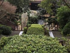 -七彩云南古滇温泉山庄