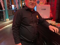-沪小胖小龙虾(淮海中路旗舰店)