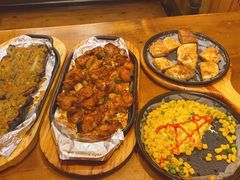 -老东镇啤酒屋海鲜加工·蒸汽海鲜·海鲜烧烤(台东店)