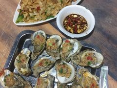 -覃记海鲜美食餐厅