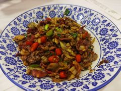 白辣椒炒鸡胗-新新湘菜馆(新中街二条店)