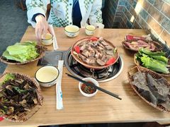 -阿婆情腊排骨火锅(金虹路店)