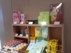 -奈雪的茶(广州万菱汇PRO店)