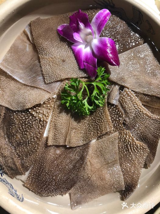 小龙坎老火锅(滨江店)鲜毛肚图片