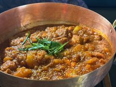 铜锅油焖鸡-Ameigo梅果·云贵川bistro(长宁来福士店)