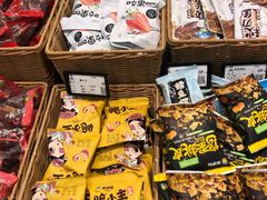 -来伊份(我格广场武宁路店)