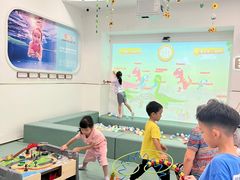 -龙格亲子游泳·水育早教运动中心(绿宝中心)