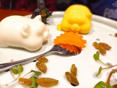 酸奶猪宝宝-三凤酒家·百年无锡菜(清扬茂业店)