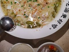 -江渔儿酸菜鱼(曜一城店)