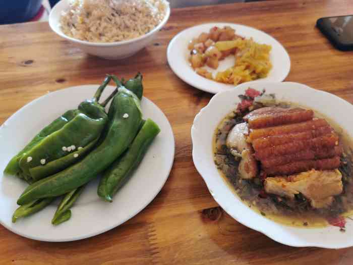 长坂坡花饭-"以前去吃过 但这次吃感觉没有以前的味道了.