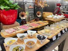 -圣丰索菲特·2 On 988 Café 自助餐厅