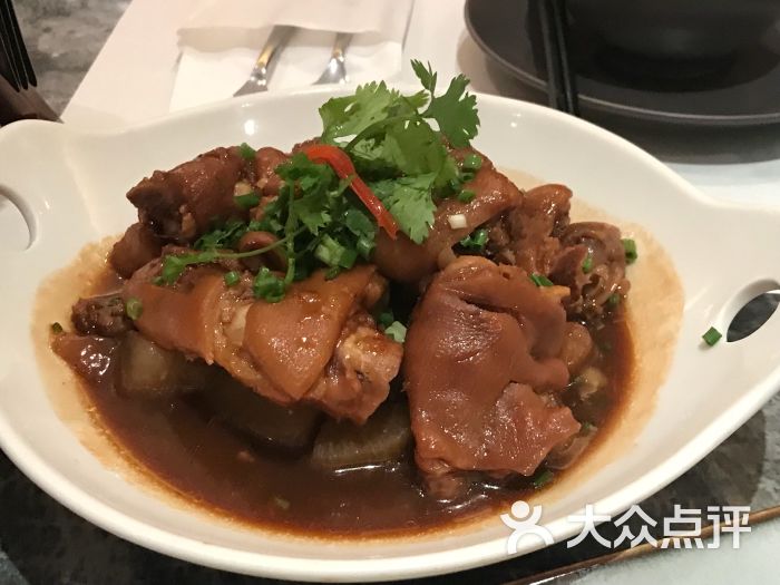 石板街(大上海时代广场店-净南乳猪手图片-上海美食-大众点评网