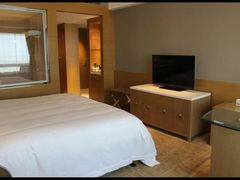 -上海中航虹桥机场泊悦酒店