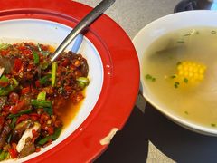 -有红鸡毛店·川菜(建设路店)