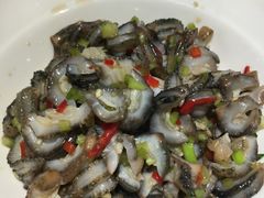 -马路边上·小海鲜烧烤(八一路店)