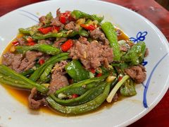 -芦茨金富饭庄·25年老字号·专做稻草鸡