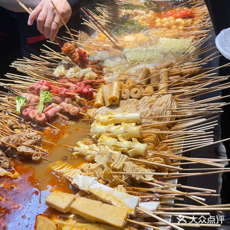 『小街麻辣烫』在虎坊桥周边老火了🤭