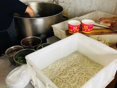 -黃牛牛肉面馆