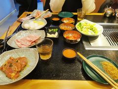 -臻牛烤肉