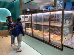 面包甜点陈列柜-奈雪的茶(亨特国际广场店)