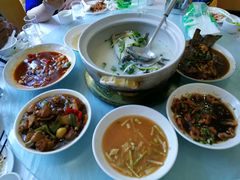 -天乐农家鱼头王(天目湖店)