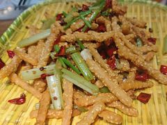 干煸藕丝-黄泥岗·地道湖北菜(奥特莱斯店)