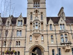 -牛津大学