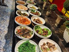 -钱小奴创意自助餐厅·山野黑猪肉畅吃(苏州昆山招商花园城店)