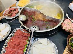 -重庆故事姊妹老火锅(财经学院店)