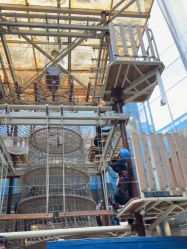 -PIPIKINGDOM皮皮王国欢乐号(欢乐海岸购物中心店)