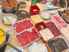 -杨老板·海鲜集市火锅·鲜切牛肉(中防万宝店)
