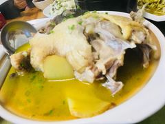 自养老母鸡煲-安吉胖嫂家