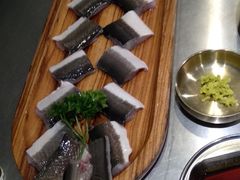 新鲜鳗鱼-本炙炭烤·蒲烧活鳗料理店(金沙洲店)
