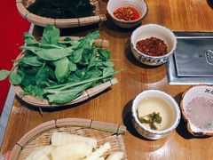 -阿婆情腊排骨火锅(饮玉巷店)